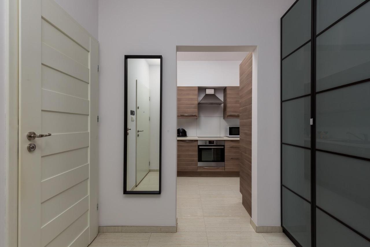 Kolejowa Apartments Warsaw By Noclegi Renters Buitenkant foto