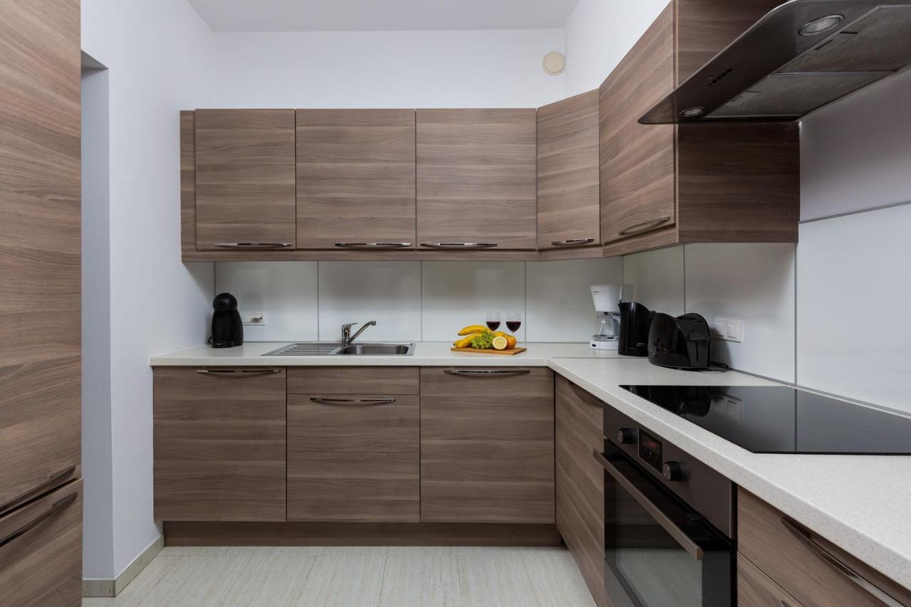 Kolejowa Apartments Warsaw By Noclegi Renters Buitenkant foto