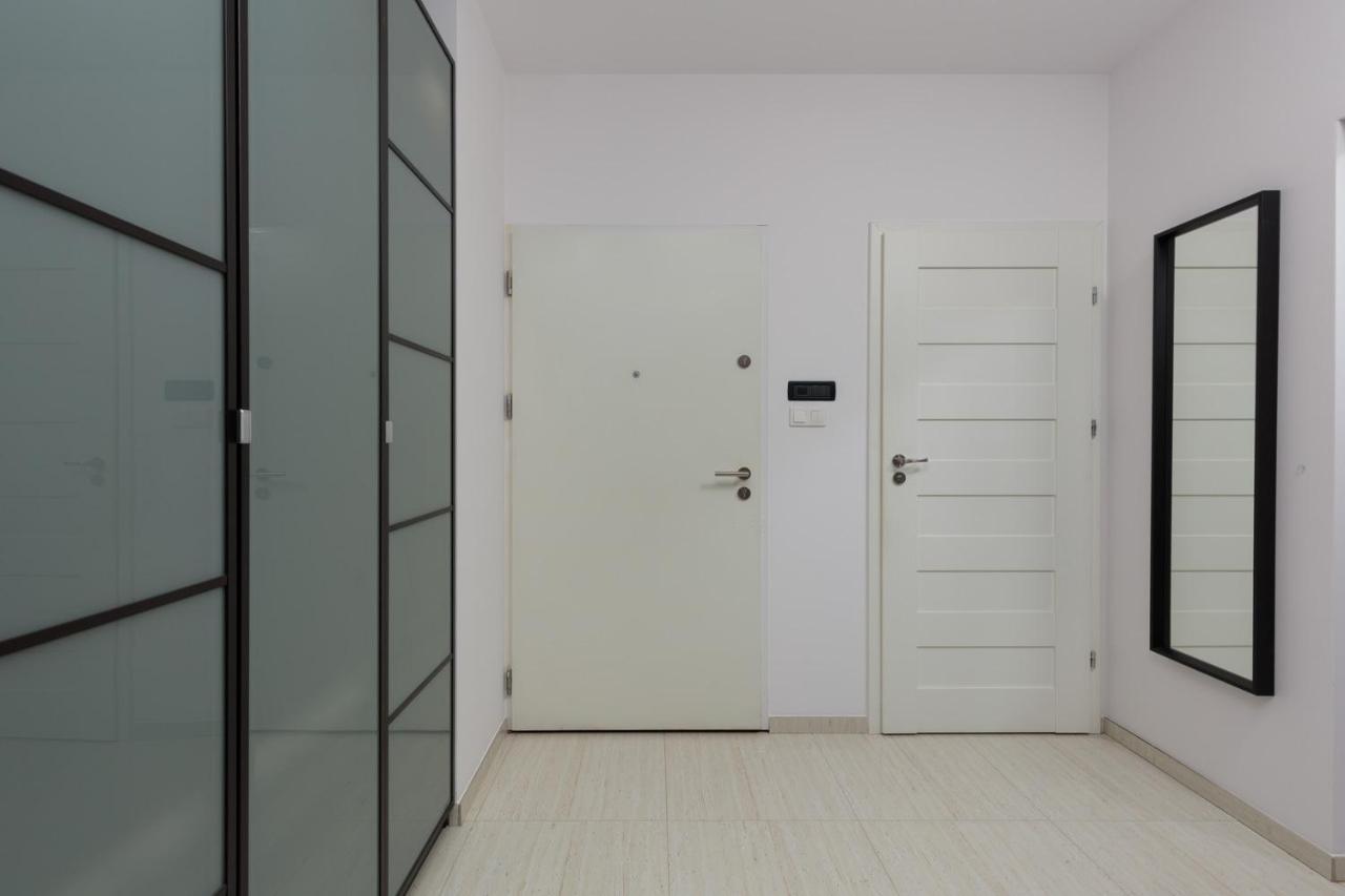 Kolejowa Apartments Warsaw By Noclegi Renters Buitenkant foto
