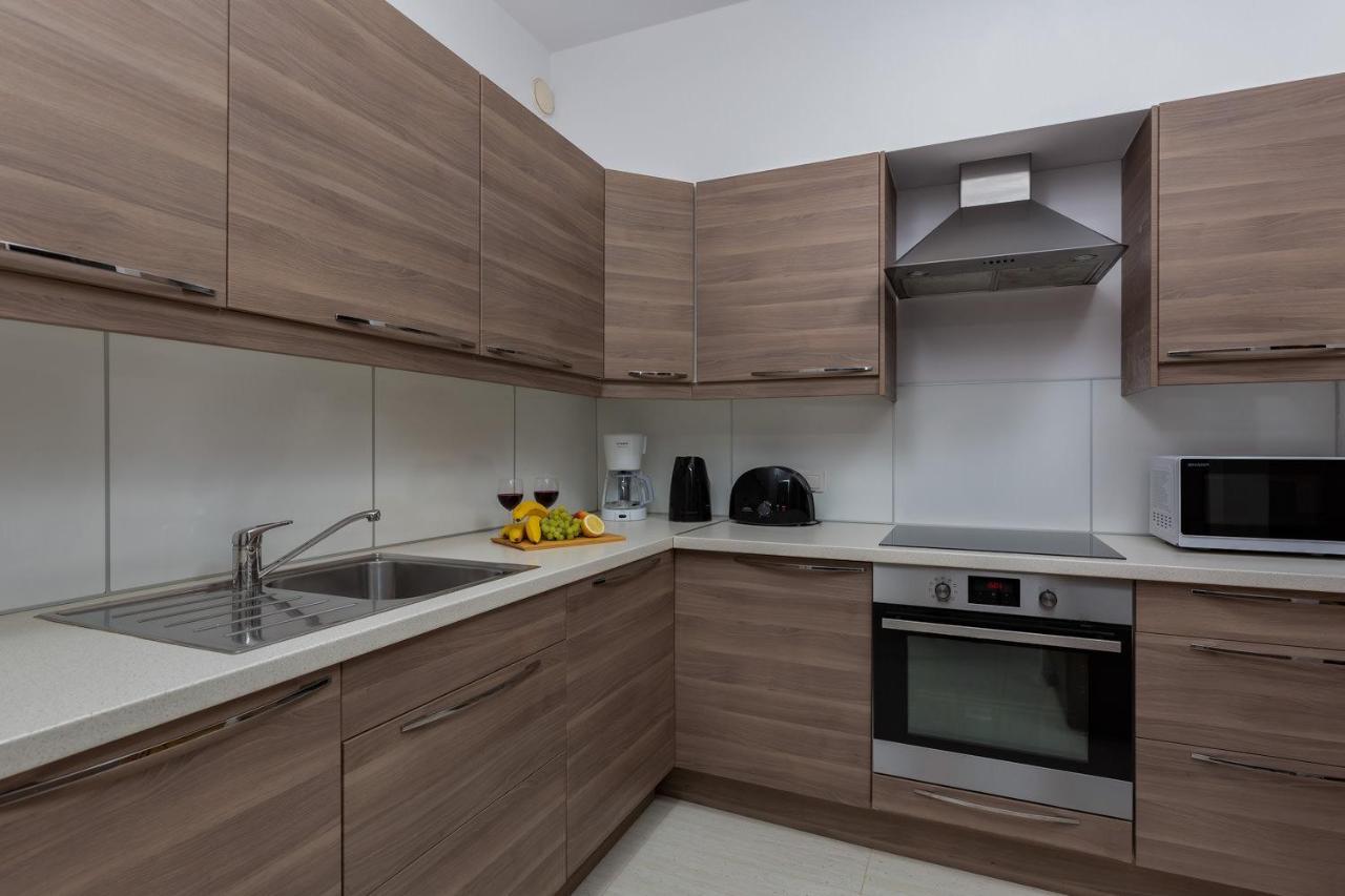 Kolejowa Apartments Warsaw By Noclegi Renters Buitenkant foto