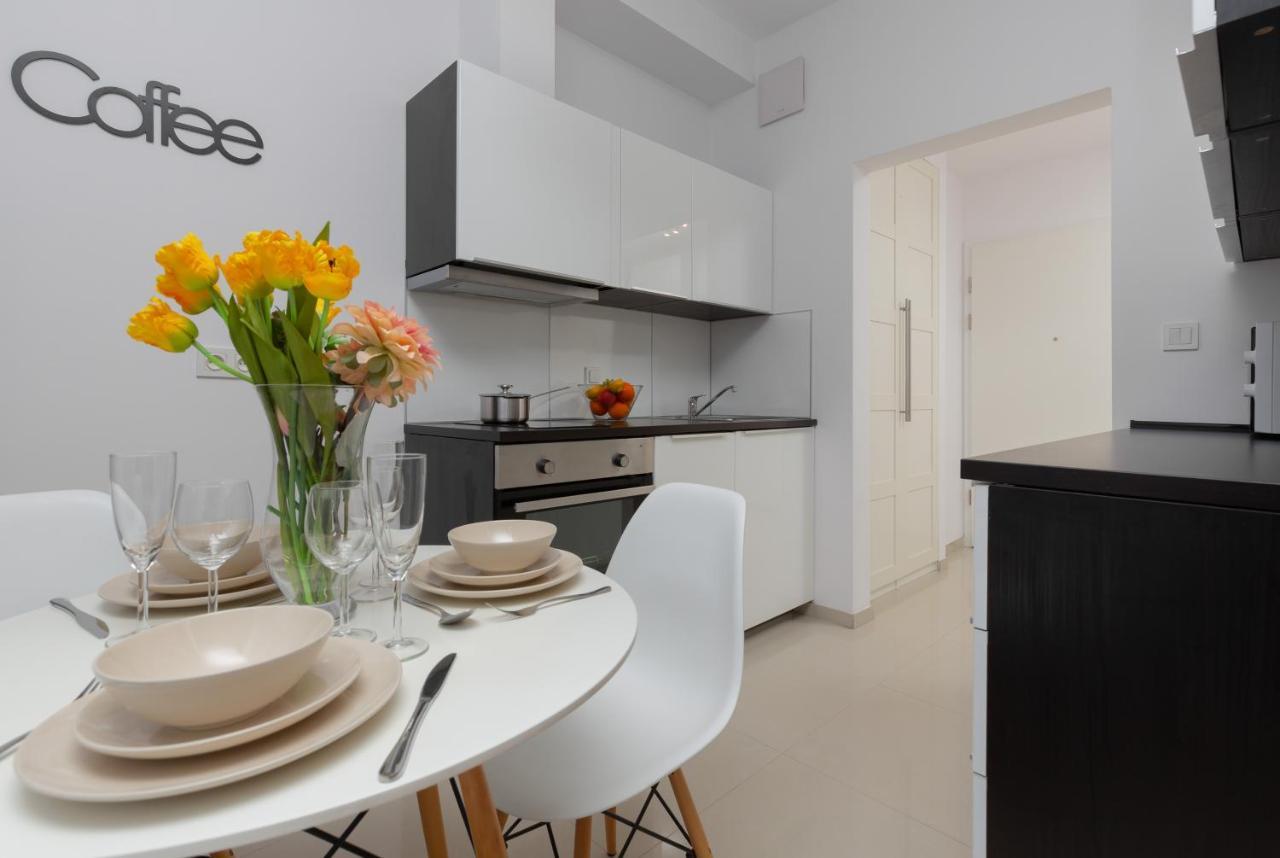 Kolejowa Apartments Warsaw By Noclegi Renters Buitenkant foto