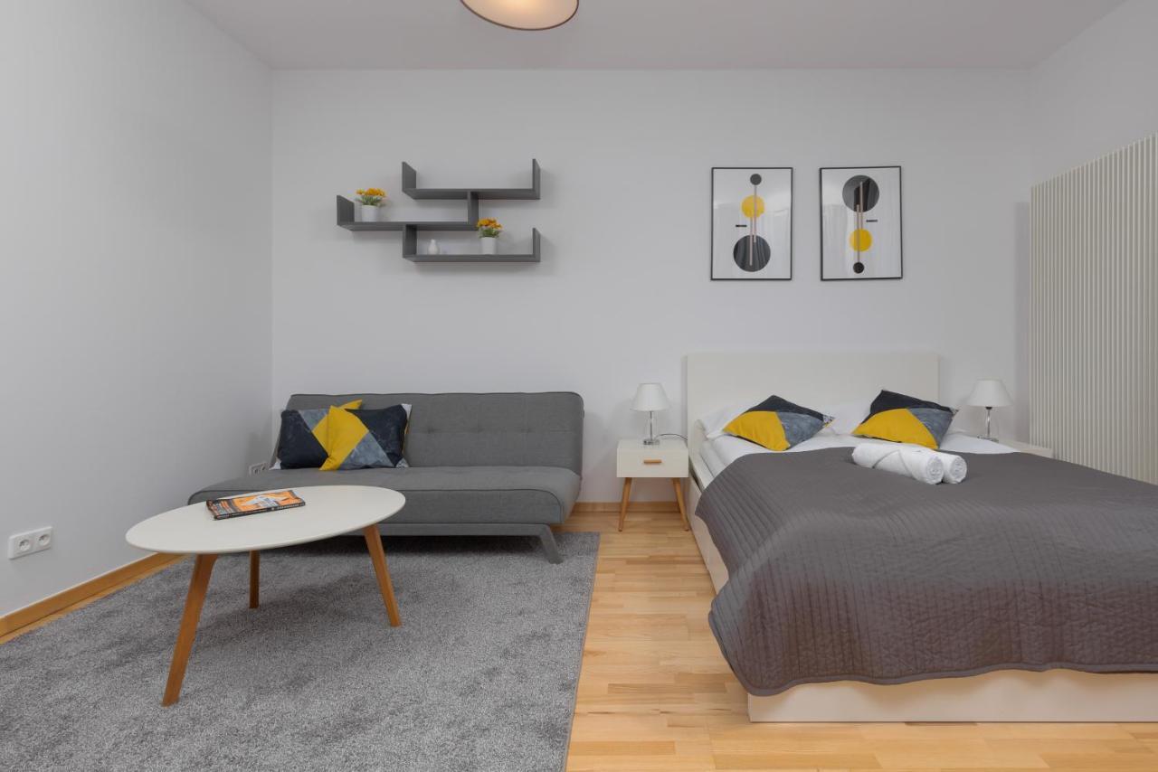 Kolejowa Apartments Warsaw By Noclegi Renters Buitenkant foto