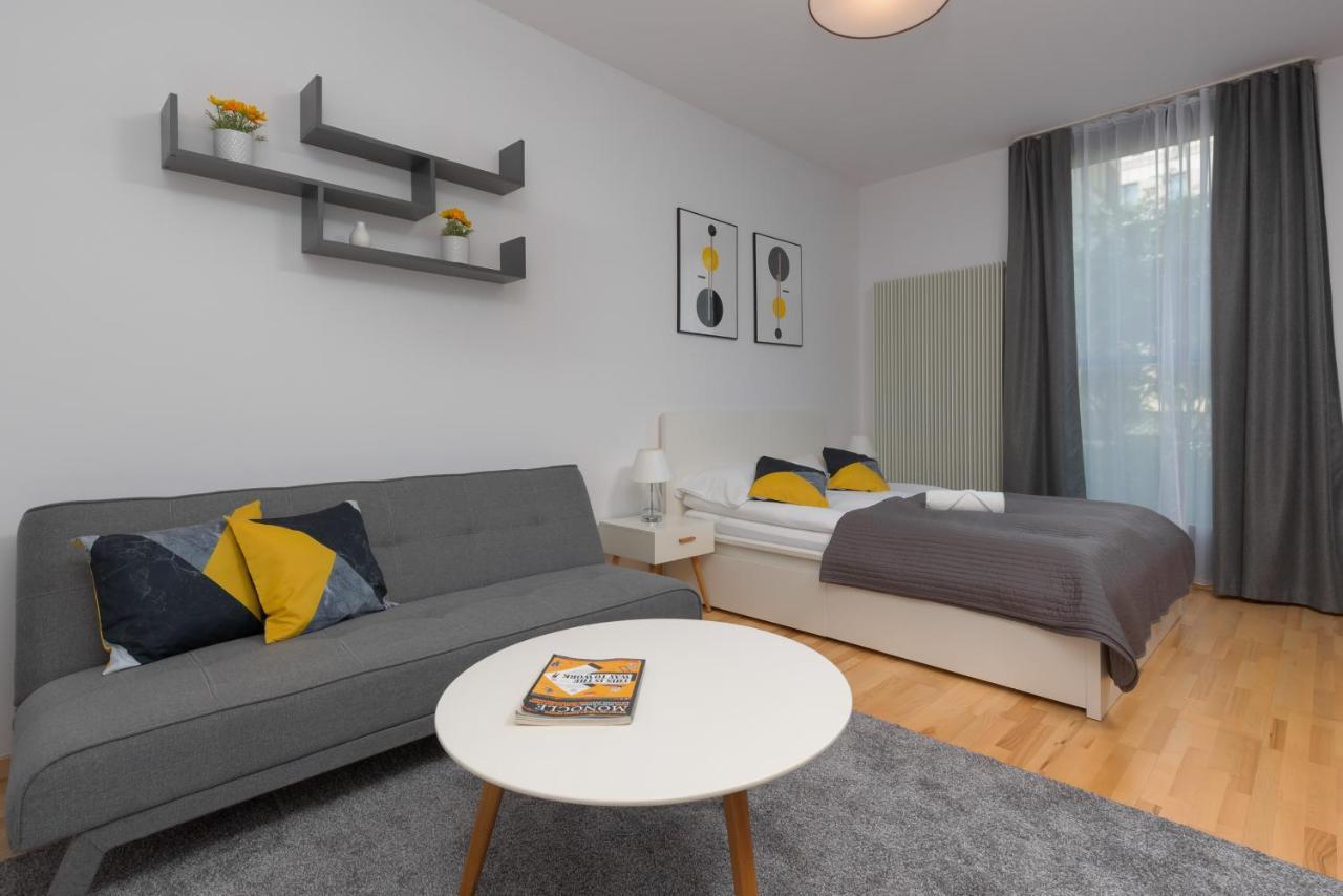 Kolejowa Apartments Warsaw By Noclegi Renters Buitenkant foto